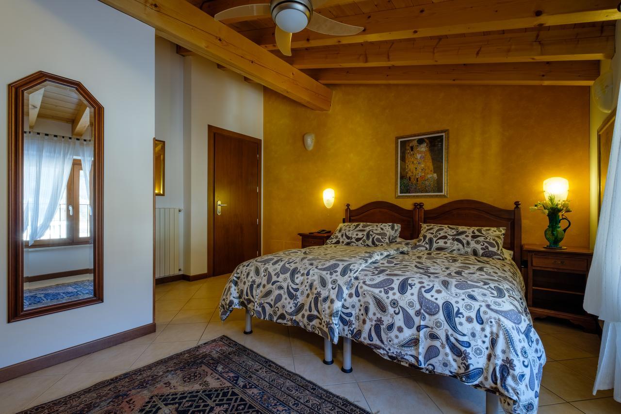 Hotel Tre Punte Gargnano Exterior photo