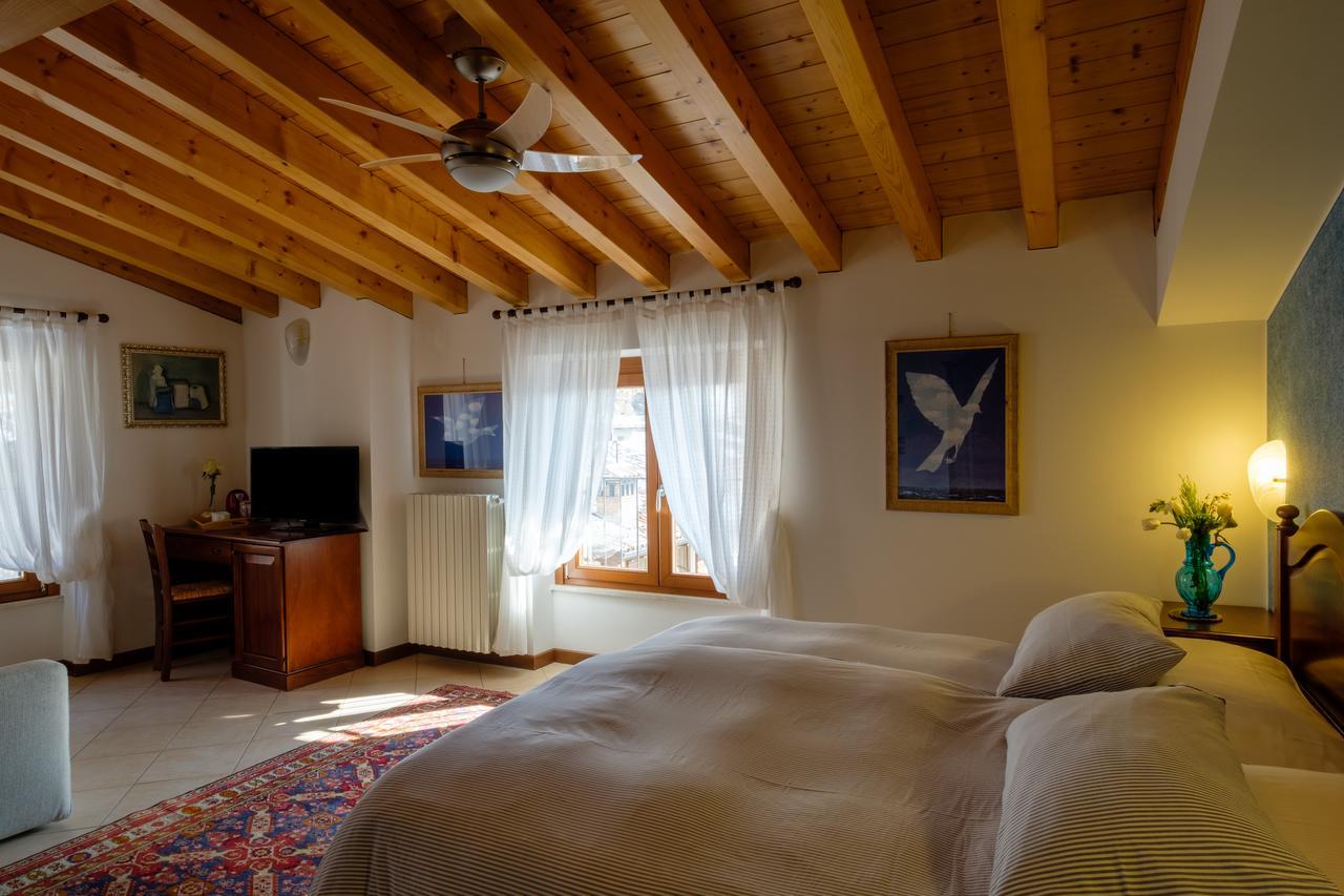 Hotel Tre Punte Gargnano Exterior photo